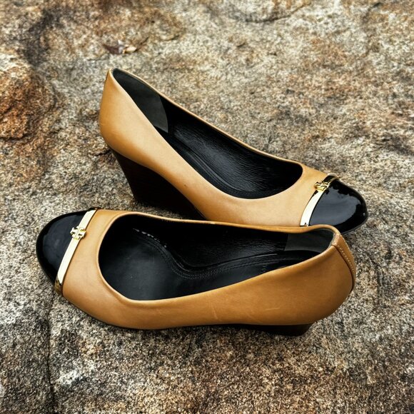 Tory Burch Womens 7.5 Pacey Wedge Pump Shoe Cap Toe Tan Leather - Picture 2 of 11